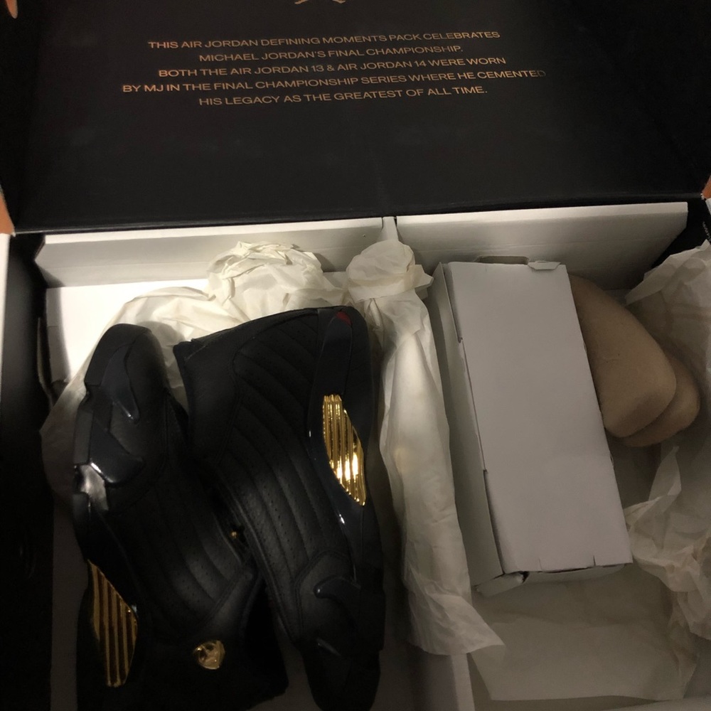 Air Jordan 14 Retro “Defining Moments” size 8